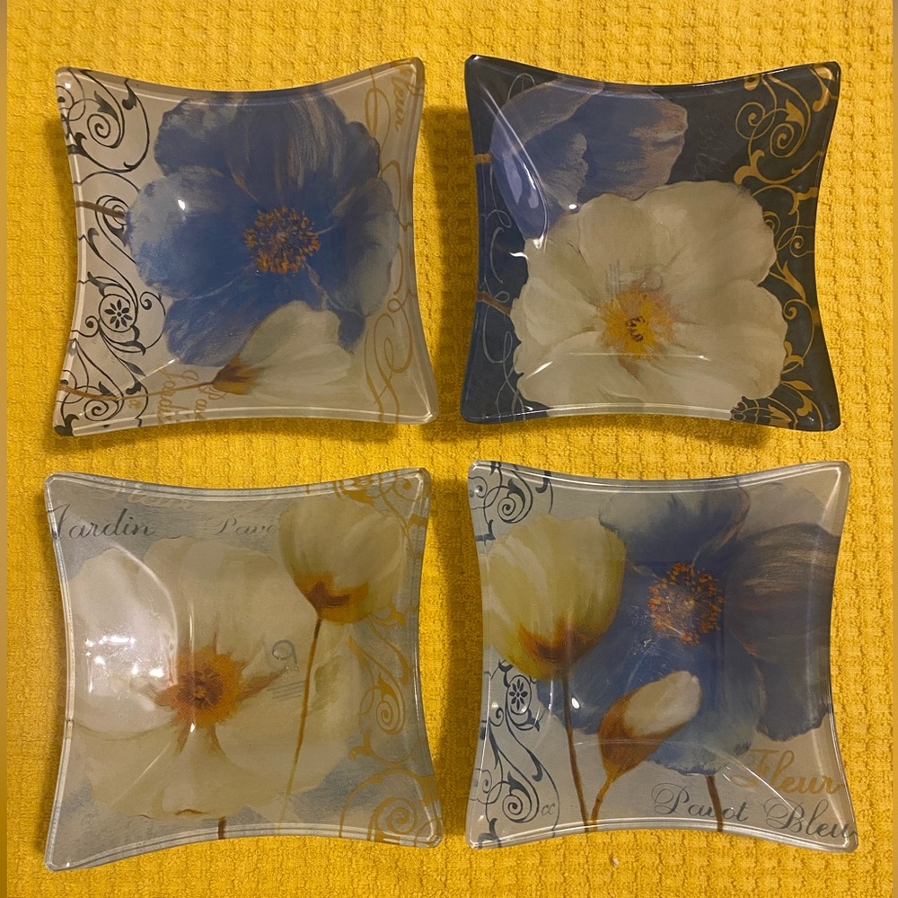 Prima Desingn Square 5” Bowls Art Glass Blue Floral Set of 4 dessert dishes